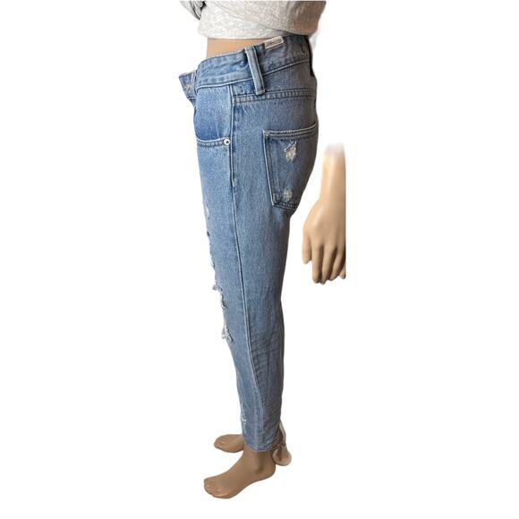 Lovers + Friends Ezra Skinny Distressed Boyfriend Jeans Light Wash - Picture 3 of 11